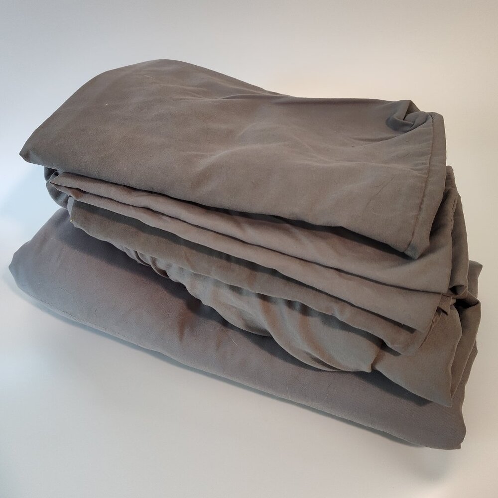 HOMEIDEAS BED SHEET SET QUEEN SIZE LIGHT GREY PRE-OWNED